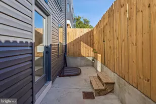 739 N Capitol St, Philadelphia, PA 19130 - Photo 54
