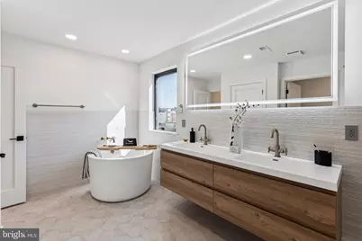 739 N Capitol Street, Philadelphia, PA 19130 - Photo 16