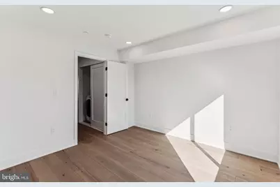 739 N Capitol Street, Philadelphia, PA 19130 - Photo 34