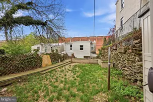 353 Hermitage St, Philadelphia, PA 19128 - Photo 28