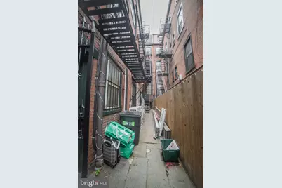 2116 Walnut Street #BASEMENT, Philadelphia, PA 19103 - Photo 12