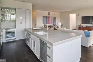 410 S Front St, Philadelphia, PA 19147 - Photo 12