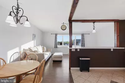 7039 Crease Lane, Philadelphia, PA 19128 - Photo 4
