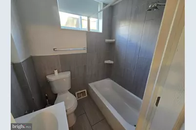 712 S Randolph Street, Philadelphia, PA 19147 - Photo 8