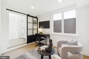 614 Brenna Walk, Philadelphia, PA 19123 - Photo 2