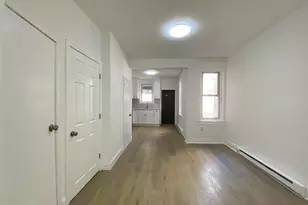 2204 S Woodstock St, Philadelphia, PA 19145 - Photo 4