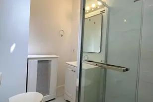 2204 S Woodstock St, Philadelphia, PA 19145 - Photo 10