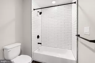 1924 N Front St, Philadelphia, PA 19122 - Photo 10