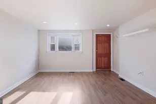 731 Carpenter St, Philadelphia, PA 19147 - Photo 2