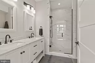 2164 Dreer St, Philadelphia, PA 19125 - Photo 24