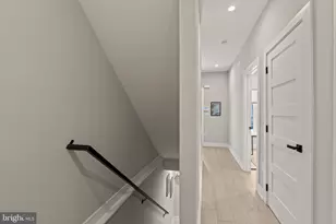 2164 Dreer St, Philadelphia, PA 19125 - Photo 6