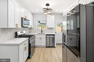 2040 Fernon St, Philadelphia, PA 19145 - Photo 6