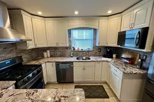 2988 Welsh Rd, Philadelphia, PA 19152 - Photo 12