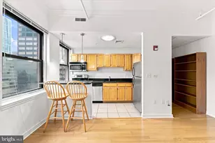 1939 Chestnut St, Philadelphia, PA 19103 - Photo 8