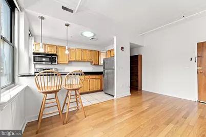1939 Chestnut Street #8B, Philadelphia, PA 19103 - Photo 6