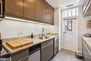2219 Delancey Pl, Philadelphia, PA 19103 - Photo 14