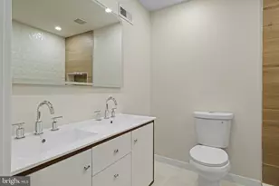 648 N 36th St, Philadelphia, PA 19104 - Photo 32