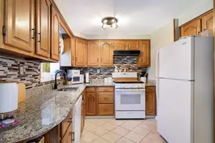 11720 Dimarco Dr, Philadelphia, PA 19154 - Photo 16