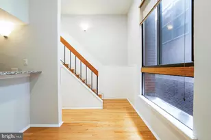 210 Church St, Philadelphia, PA 19106 - Photo 12