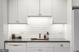 1520 Spruce St, Philadelphia, PA 19102 - Photo 16