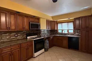 2620 S 10th St, Philadelphia, PA 19148 - Photo 8