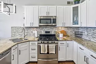 1211 Mt Vernon St, Philadelphia, PA 19123 - Photo 4