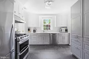 155 Rex Ave, Philadelphia, PA 19118 - Photo 8
