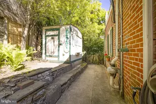 155 Rex Ave, Philadelphia, PA 19118 - Photo 34