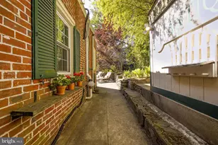 155 Rex Ave, Philadelphia, PA 19118 - Photo 28