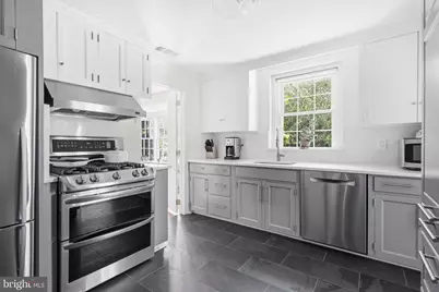 155 Rex Avenue, Philadelphia, PA 19118 - Photo 10