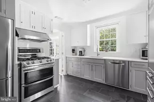 155 Rex Ave, Philadelphia, PA 19118 - Photo 10