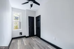 920 W Cambria St, Philadelphia, PA 19133 - Photo 16