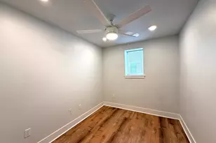 609 Mountain St, Philadelphia, PA 19148 - Photo 16