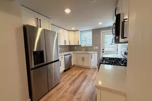 609 Mountain St, Philadelphia, PA 19148 - Photo 8
