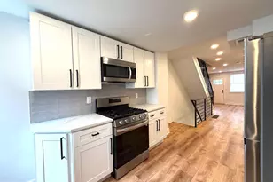 609 Mountain St, Philadelphia, PA 19148 - Photo 10