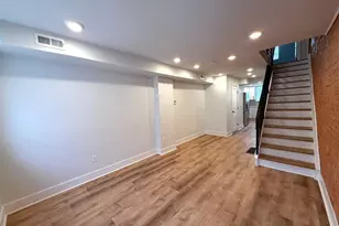 609 Mountain St, Philadelphia, PA 19148 - Photo 4