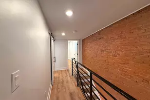 609 Mountain St, Philadelphia, PA 19148 - Photo 18