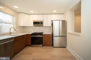 321 Emily St, Philadelphia, PA 19148 - Photo 6