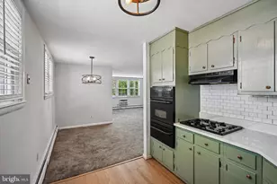 7810 Winston Rd, Philadelphia, PA 19118 - Photo 12