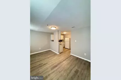 1704 W Diamond Street #2, Philadelphia, PA 19121 - Photo 8