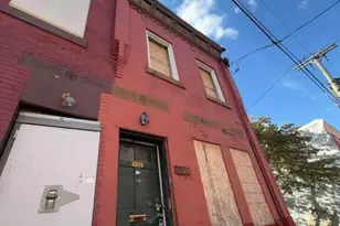 2326 N Fawn St, Philadelphia, PA 19133 - Photo 1