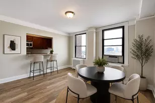 2031 Locust St, Philadelphia, PA 19103 - Photo 2