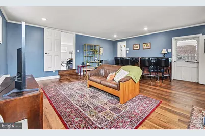 916 E Gowen Avenue, Philadelphia, PA 19150 - Photo 10