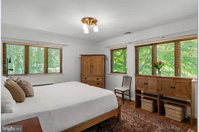 126 W Gravers Lane, Philadelphia, PA 19118 - Photo 22