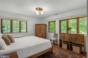 126 W Gravers Ln, Philadelphia, PA 19118 - Photo 22