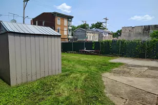 5226 Wakefield St, Philadelphia, PA 19144 - Photo 10