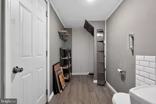 1126 Solly Ave, Philadelphia, PA 19111 - Photo 30