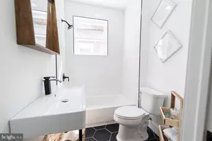 2937 Nicholas St, Philadelphia, PA 19121 - Photo 16