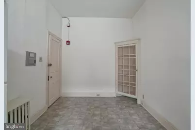 2441 Brown Street #2F, Philadelphia, PA 19130 - Photo 4