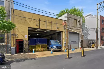 2124 E Arizona Street, Philadelphia, PA 19125 - Photo 2